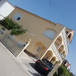 Lägenhet Zd Living 3 Sterne In Zadar