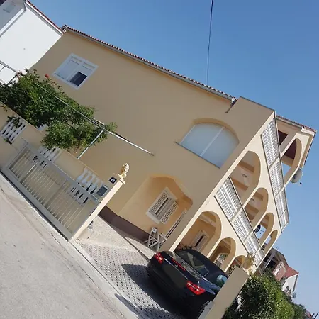 Lägenhet Zd Living 3 Sterne In Zadar