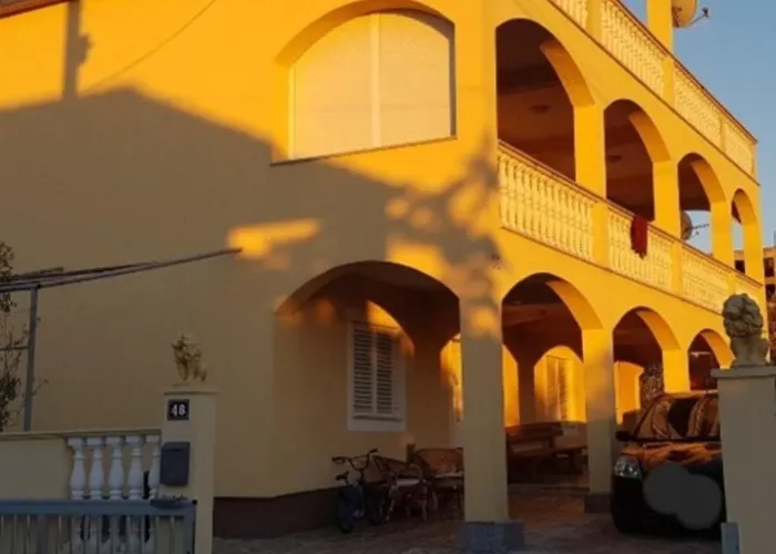 Zd Living 3 Sterne In זאדאר