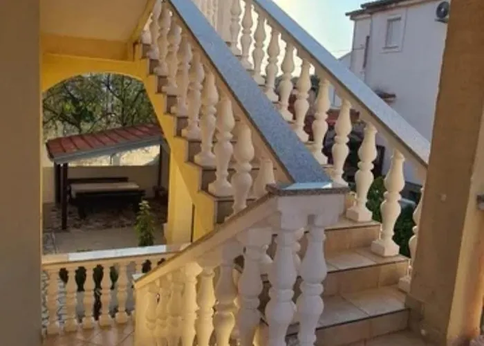 Zd Living 3 Sterne In זאדאר